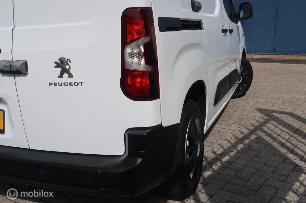 Peugeot Partner bestel 1.2 BENZINE AIRCO EX. BTW, Voorwielaandrijving, Stof, 1199 cc, Wit