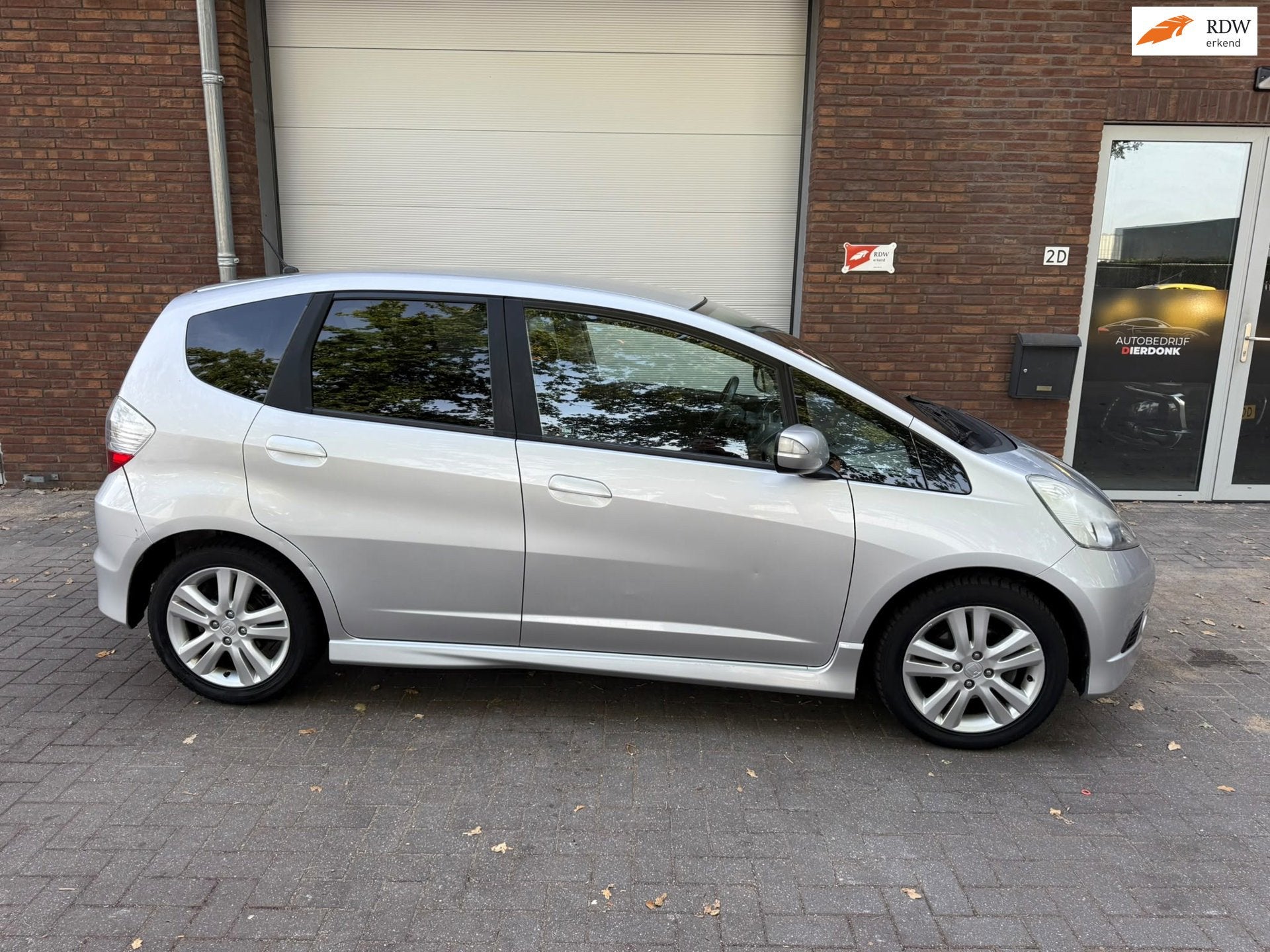 Honda Jazz 1.4 Exclusive|AUTOMAAT|AIRCO|NIEUWE APK, Auto's, Zwart, 4 cilinders, Automatische klimaatregeling, Bedrijf