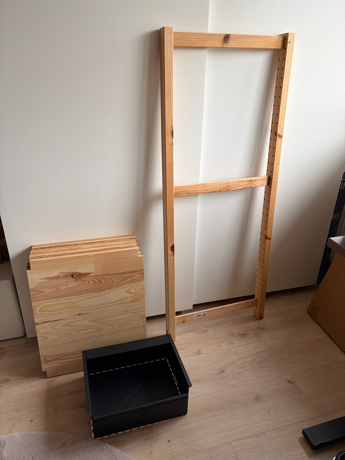 6 stuks IKEA IVAR planken 42x50 en 1 zijpaneel 50x124, Ophalen, Zo goed als nieuw
