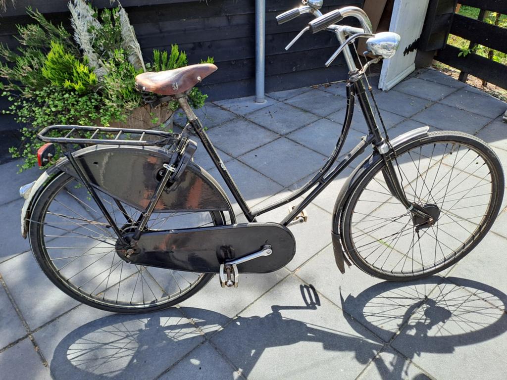 Carlton Cycle Omafiets met Trommelremmen, Ophalen, Gebruikt, Trommelrem, Carlton Cycle