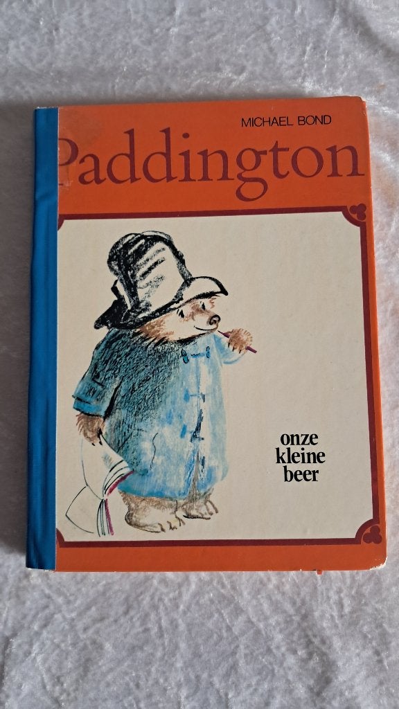 Net boek: Paddington, onze kleine beer Michael Bond grappig, Ophalen of Verzenden, Gelezen, Michael Bond, Fictie algemeen