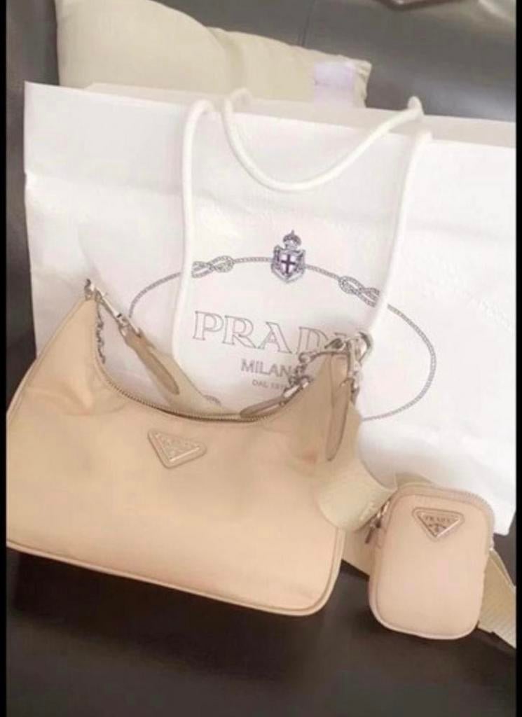 Prada Re-Edition 2005 Re-Nylon bag, Ophalen of Verzenden, Zo goed als nieuw, Beige, Overige typen