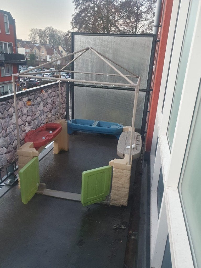 Speelhuisje !, Ophalen, Zo goed als nieuw, Kunststof
