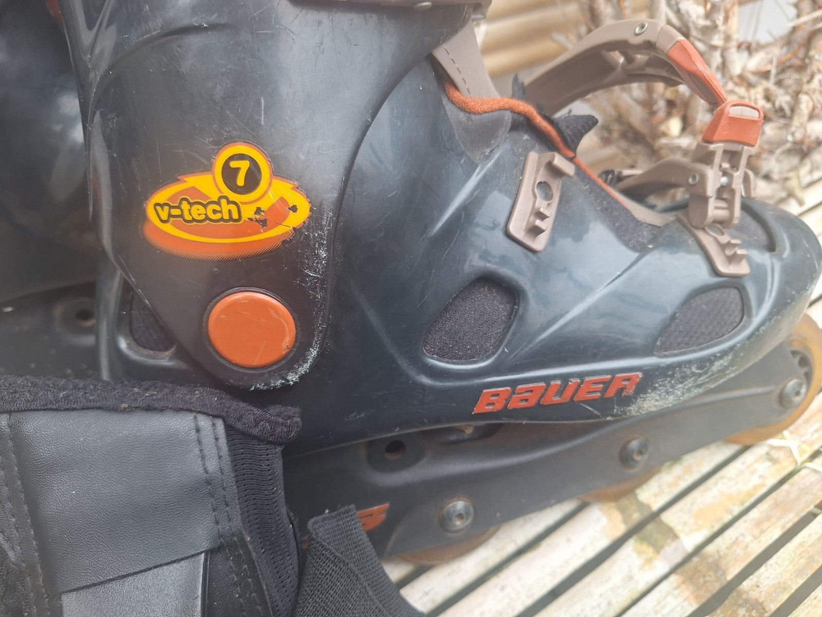 bauer V-Tech 7 skeelers maat 41, Ophalen, Gebruikt, Bauer, Kinderen