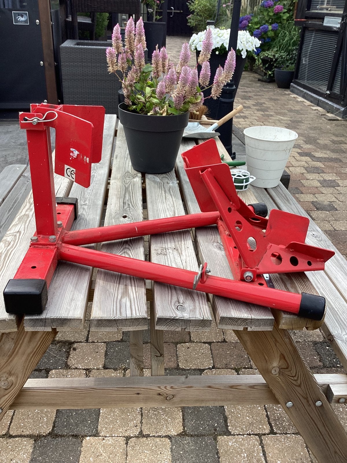 Rode motorfiets wielklem / paddockstand, Motoren, Accessoires | Overige, Ophalen of Verzenden, Gebruikt