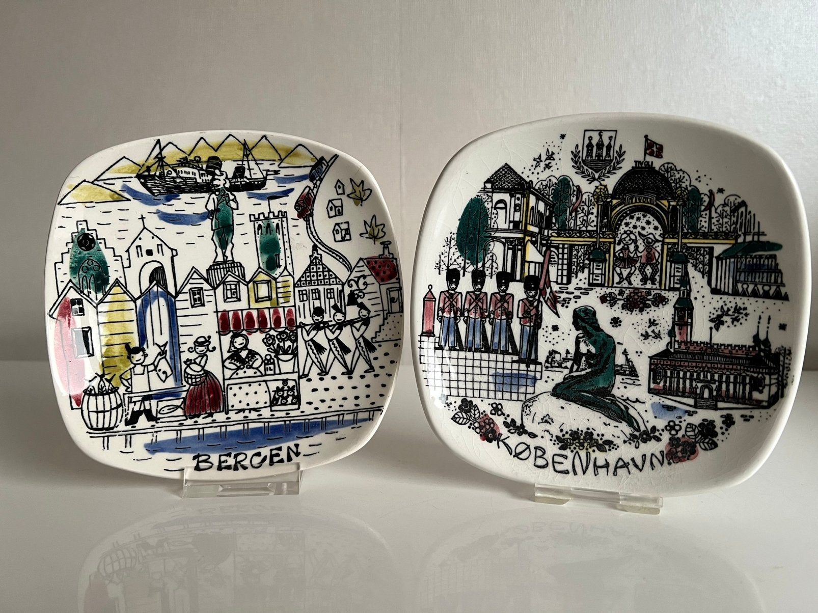 Set 2 Stavangerflint Bordjes Bergen Kopenhagen Inger Waage, Ophalen of Verzenden