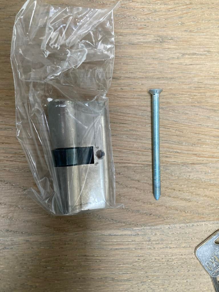 Oxloc bouwbeslag (6), Ophalen of Verzenden, Zo goed als nieuw, Rvs, Slot