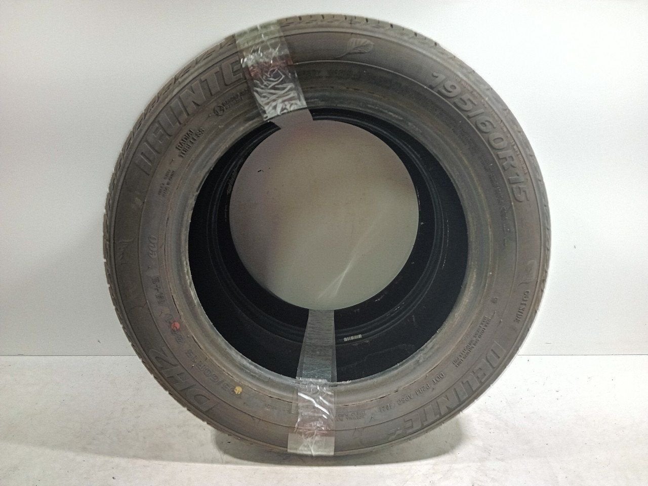 Bandenset 2 stuks Zomer 195 60 R15, Auto-onderdelen, Banden en Velgen, Onderdelen@venauto.nl, Van der Ven Autorecycling B.V., Gebruikt