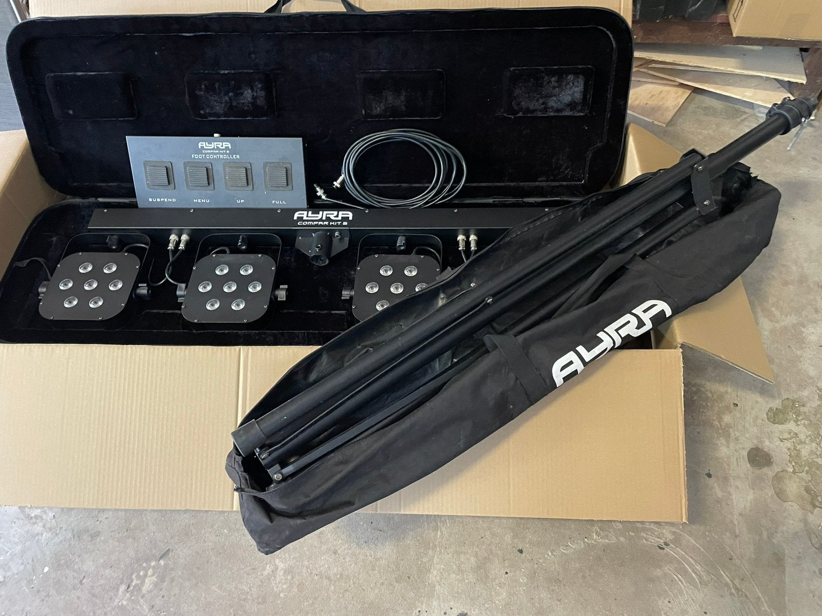 2x Ayra Compar Kit 2 in doos. Lees advertentie!, Ophalen, Gebruikt, Licht, Kleur