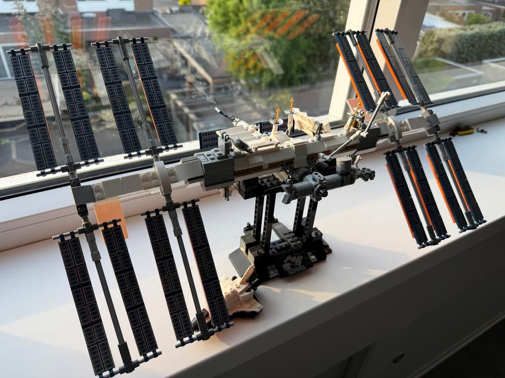 Lego International Space Station (ISS) 21321, Ophalen, Gebruikt, Jongen of Meisje