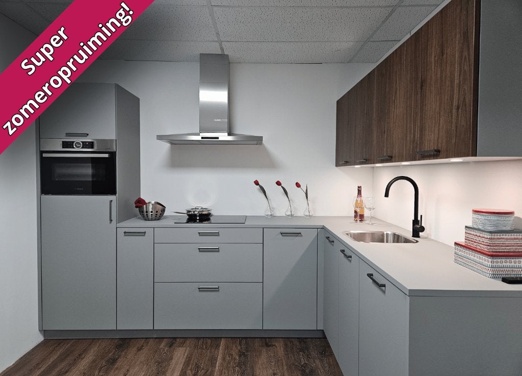 Showroomkeuken parelgrijs compleet met Bosch apparatuur, Huis en Inrichting, 200 cm of meer, Nieuw, 200 cm of meer, Werkstraße 3 32289 Rödinghausen Duitsland