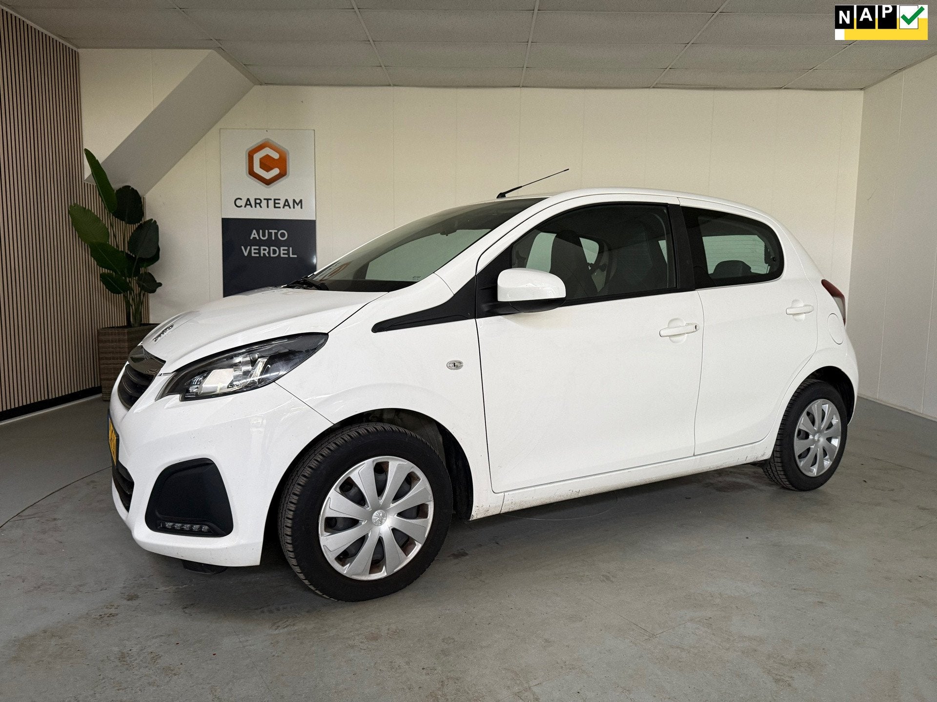 Peugeot 108 1.0 e-VTi Active Airco, Navigatie, Voorwielaandrijving, Gebruikt, Euro 6, 4 stoelen