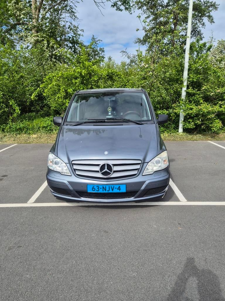 Mercedes-Benz Vito 2.2 113 CDI XL 4X4 AUT 2010 Grijs, Automaat, Euro 5, Zwart, 2000 kg