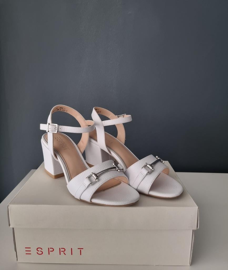 Peeptoe sandalen, maat 36. NIEUW!, Wit, Zo goed als nieuw, Esprit, Sandalen of Muiltjes