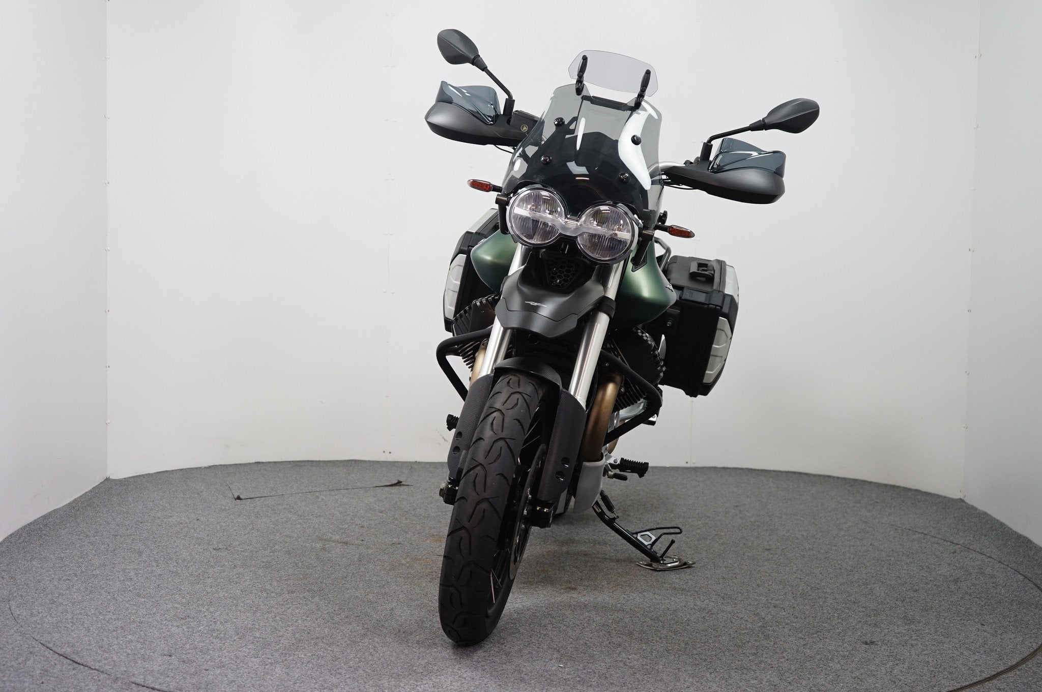 Moto Guzzi V 85 TT (bj 2023), Motoren, 853 cc, ABS, Meer dan 35 kW, Toermotor