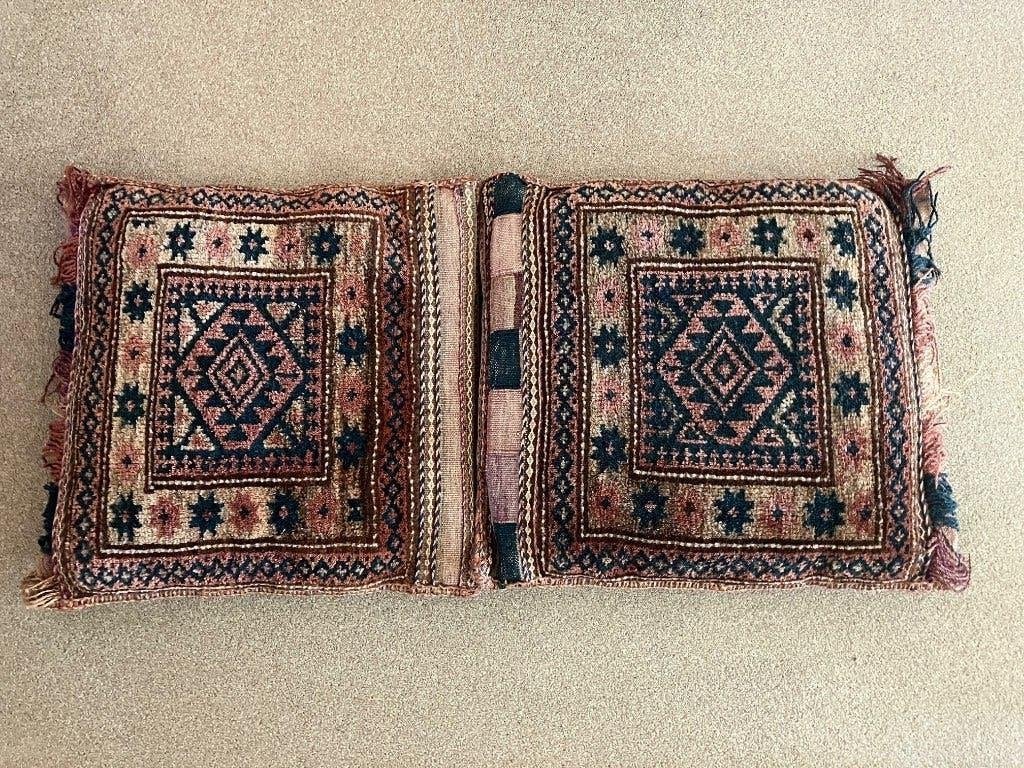 2 Kussen Perzisch antiek, Ophalen