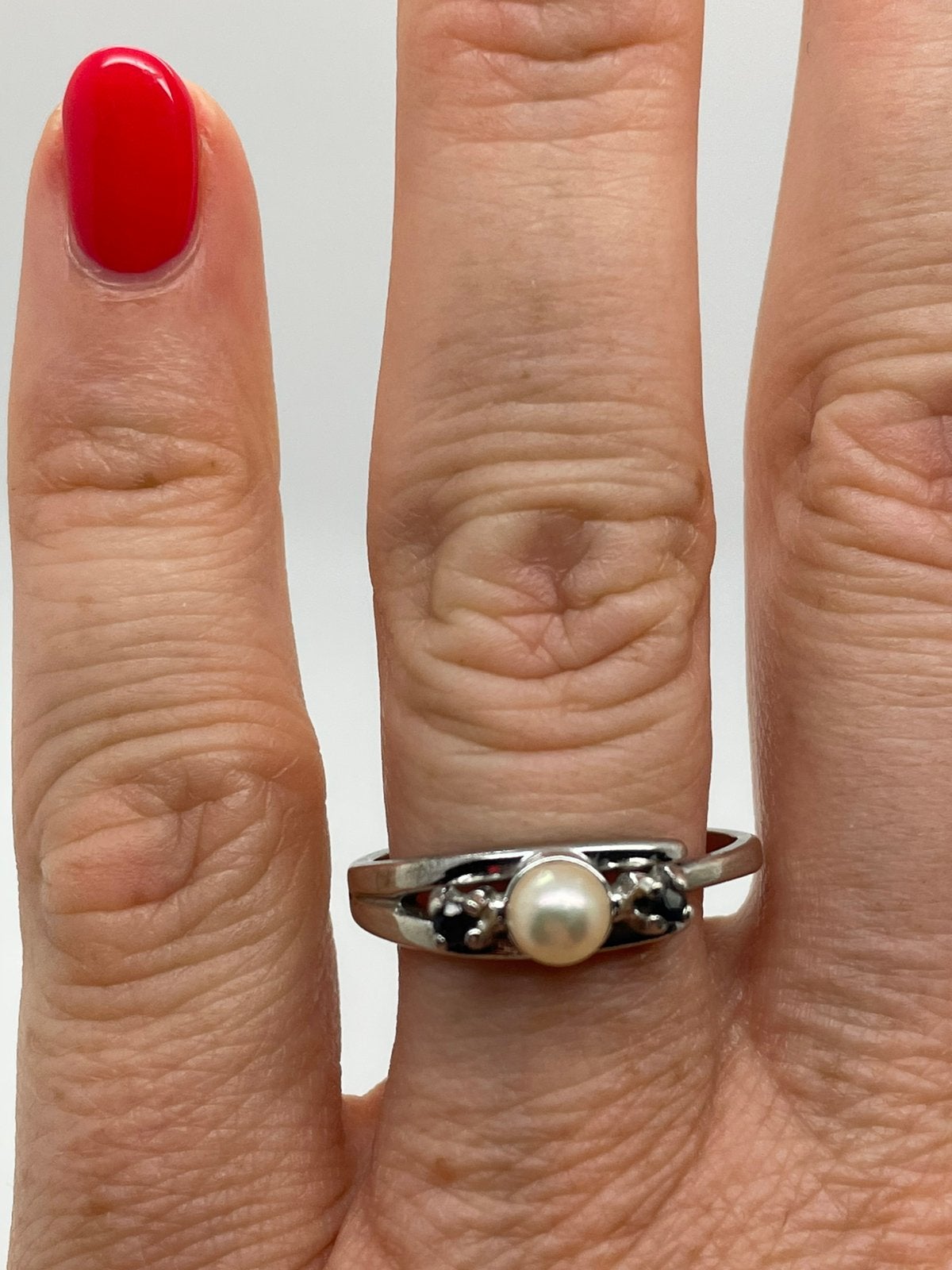 E331 Prachtige zilveren ring parel blauwe saffier, Ophalen of Verzenden, Zilver, Ring, Met edelsteen