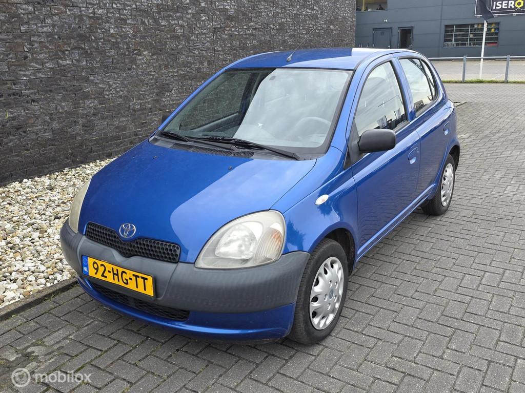 Toyota Yaris 1.0-16V VVT-i Terra - Nieuwe apk!, Auto's, Voorwielaandrijving, Gebruikt, 31 €/maand, 4 cilinders