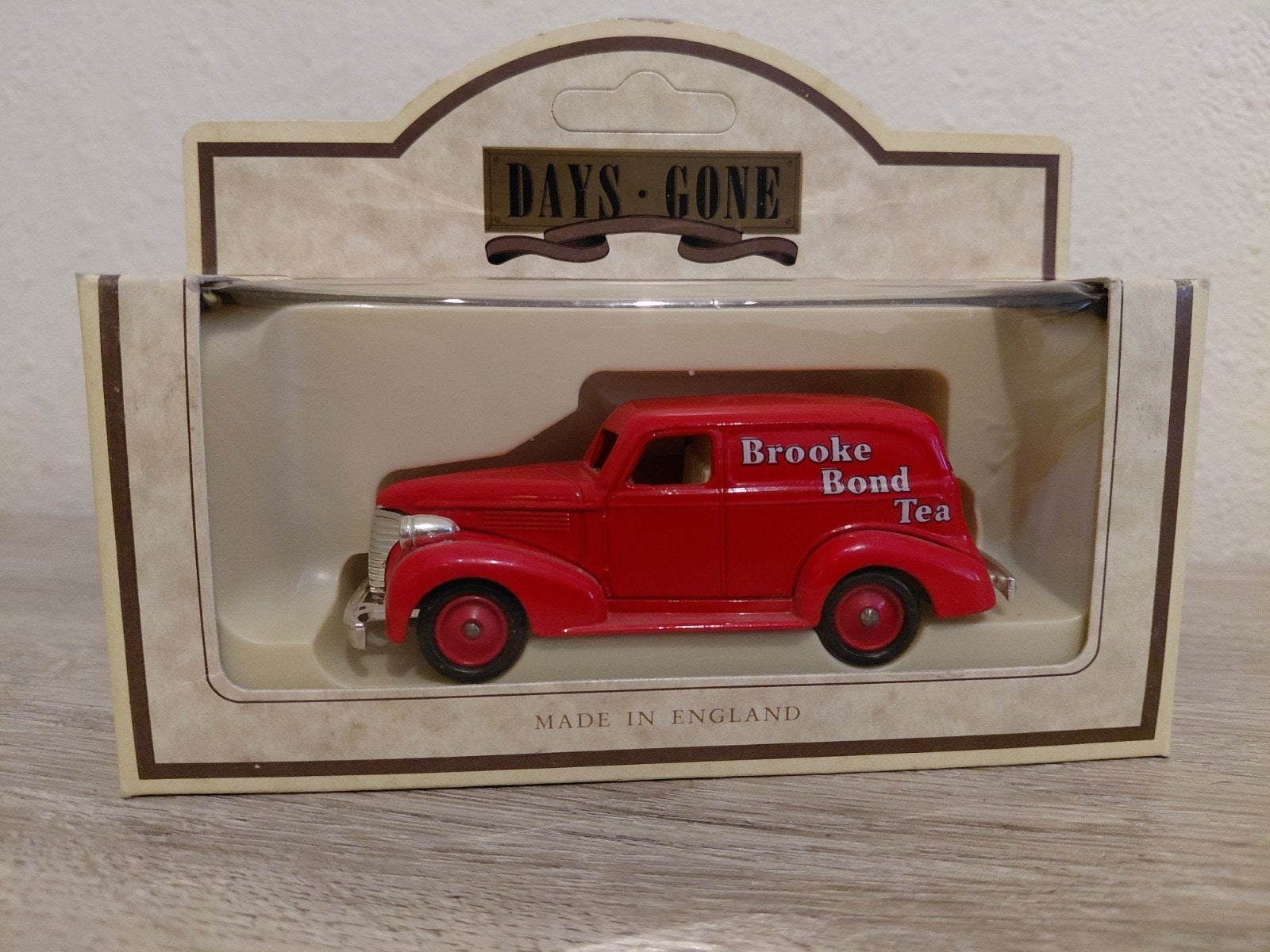 'Brooke Bond Tea' 1939 Chevrolet Panel Van, Overige merken, 1:50 of kleiner, Auto, Verzenden