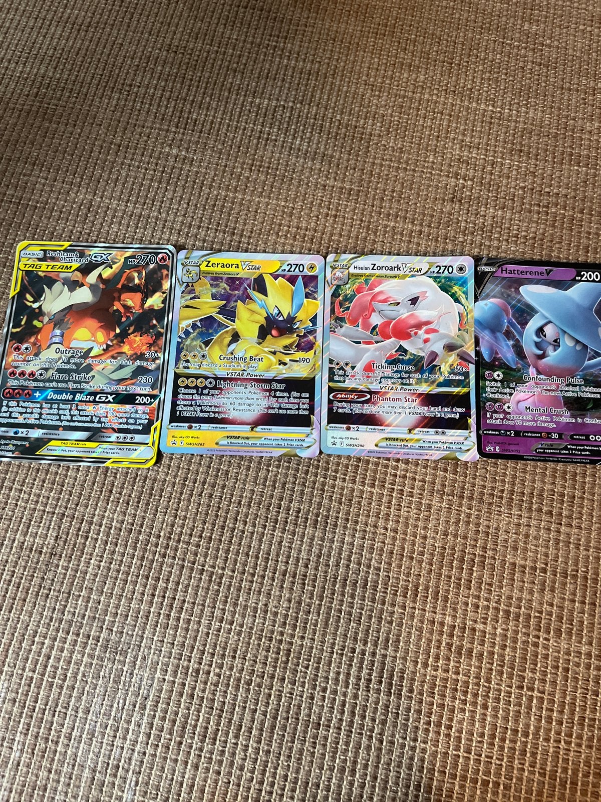 4 grote Pokémon kaarten: 1 GX, 1 V, 2 VSTAR - Goede staat, Ophalen of Verzenden, Zo goed als nieuw, Meerdere kaarten