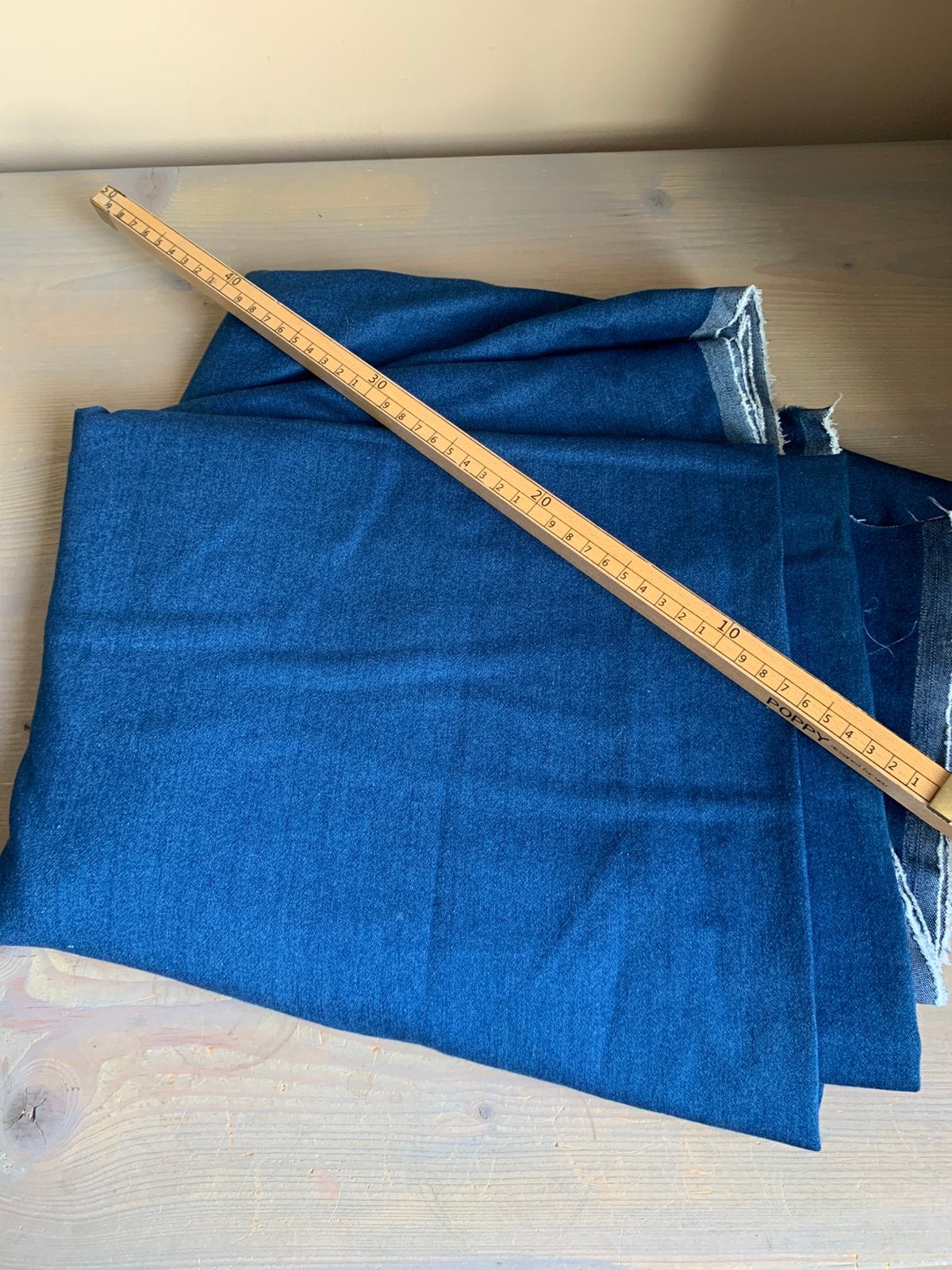 Denim met stretch ruim 2 meter, Hobby en Vrije tijd, Stoffen en Lappen, 120 cm of meer, 200 cm of meer, Ophalen of Verzenden, Zo goed als nieuw