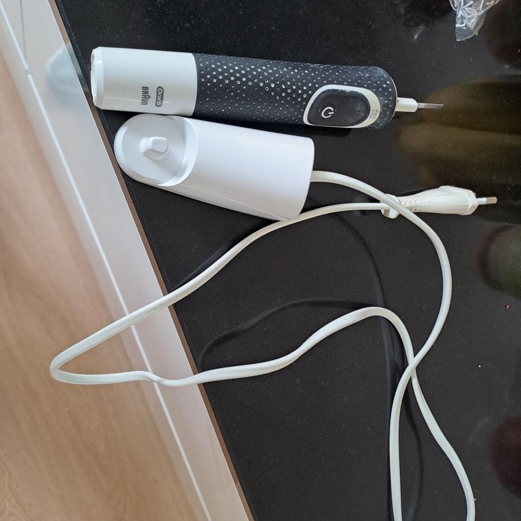Elektrrische Oral B borstel, Ophalen, Gebruikt, Mondverzorging
