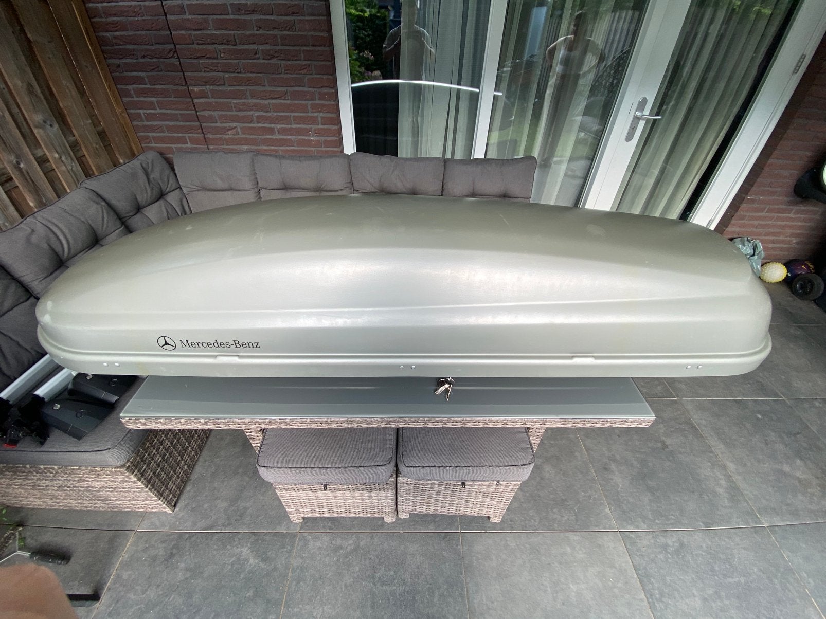 Mercedes-Benz dakkoffer, Ophalen, Gebruikt