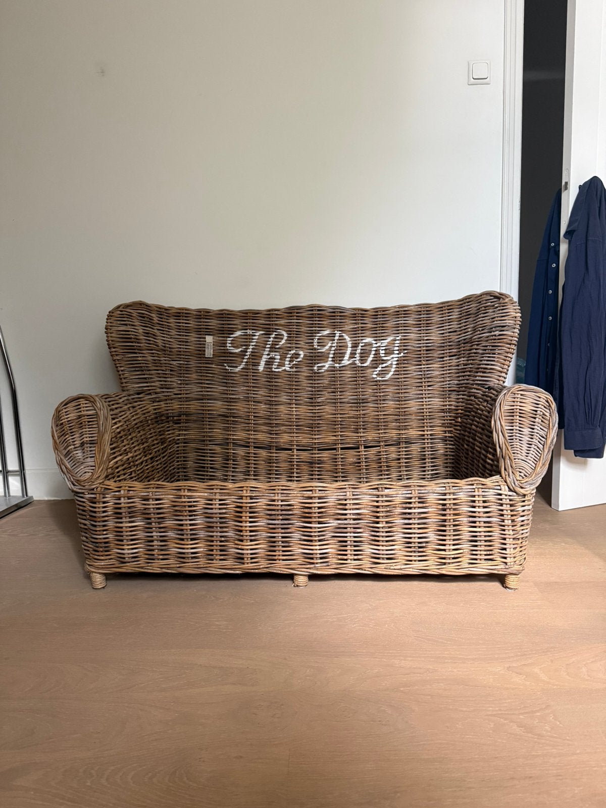 Hondenmand The Dog rotan riet Le Chien, Ophalen, Zo goed als nieuw, Nvt, Nvt