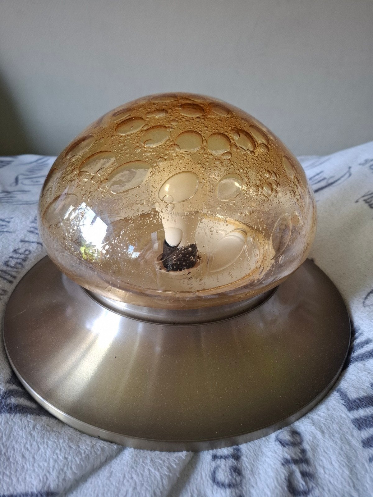 lamp jaren 70., Ophalen