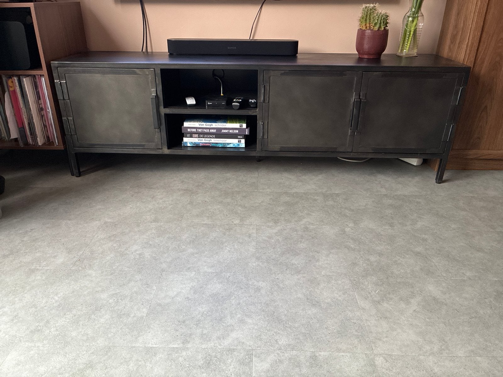 Industriële TV-meubel/dressoir van metaal, Huis en Inrichting, Ophalen, Gebruikt, 150 tot 200 cm, Minder dan 100 cm