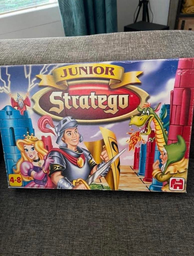 Stratego junior, Hobby en Vrije tijd, Gezelschapsspellen | Bordspellen, Ophalen of Verzenden, Zo goed als nieuw