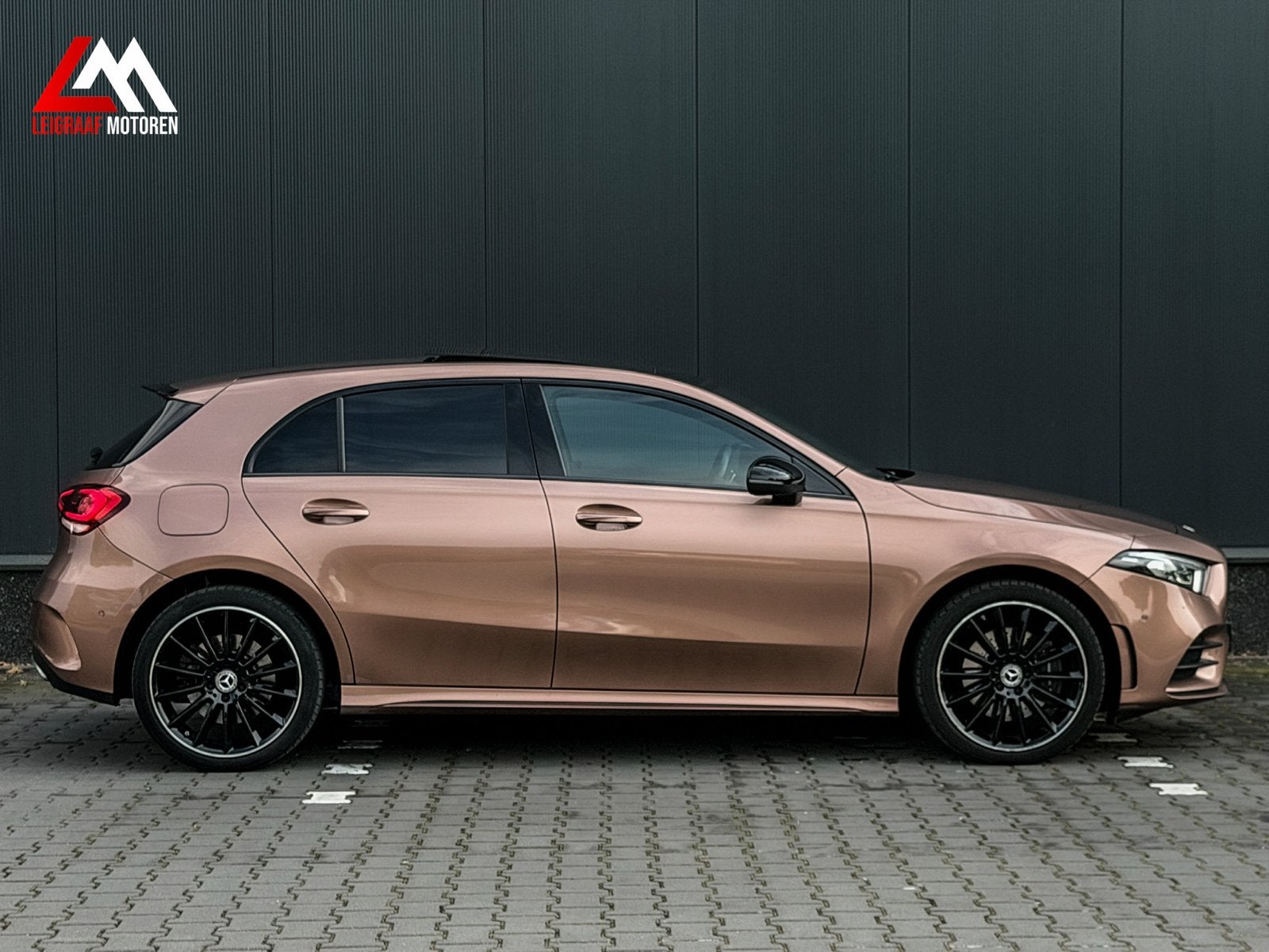 Mercedes-Benz A-Klasse A 250 e  - 360 - Sfeer - VOL OPTIE, Euro 6, 4 cilinders, 160 pk, Plug-in hybride