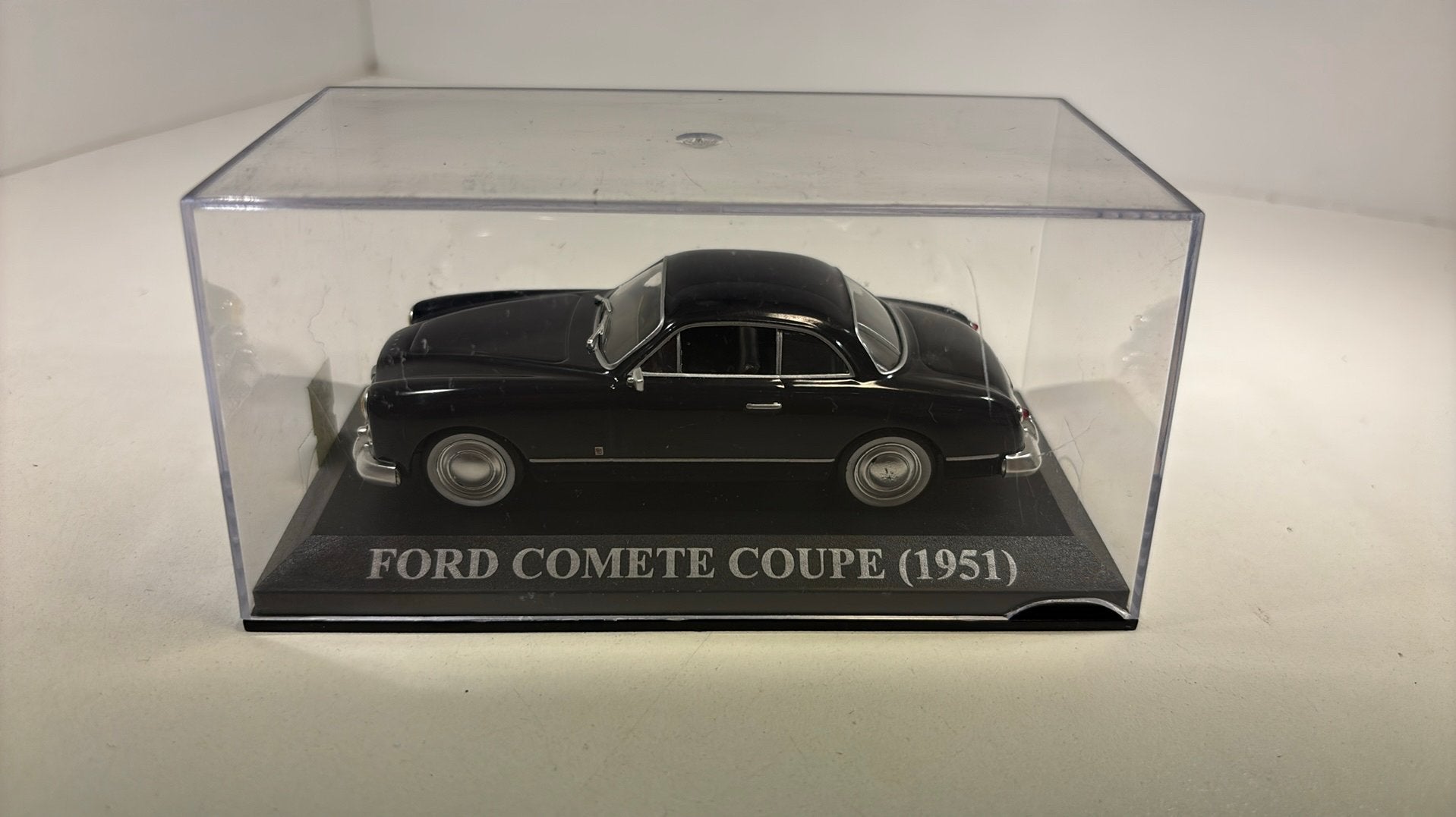 Ford comete coupe 1951 atlas 1.43, Overige merken, Auto, Ophalen of Verzenden, A