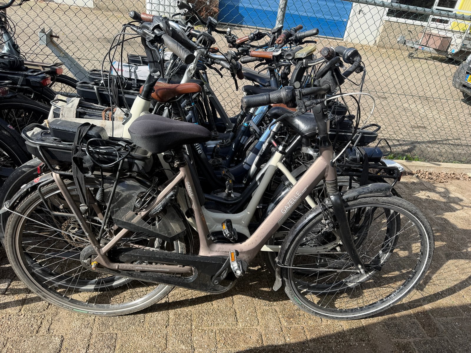 HANDELSPARTIJ 11 E-BIKES BOSCH GAZELLE KOGA BATAVUS STELLA, Gebruikt, 51 tot 55 cm, 50 km per accu of meer, Ophalen