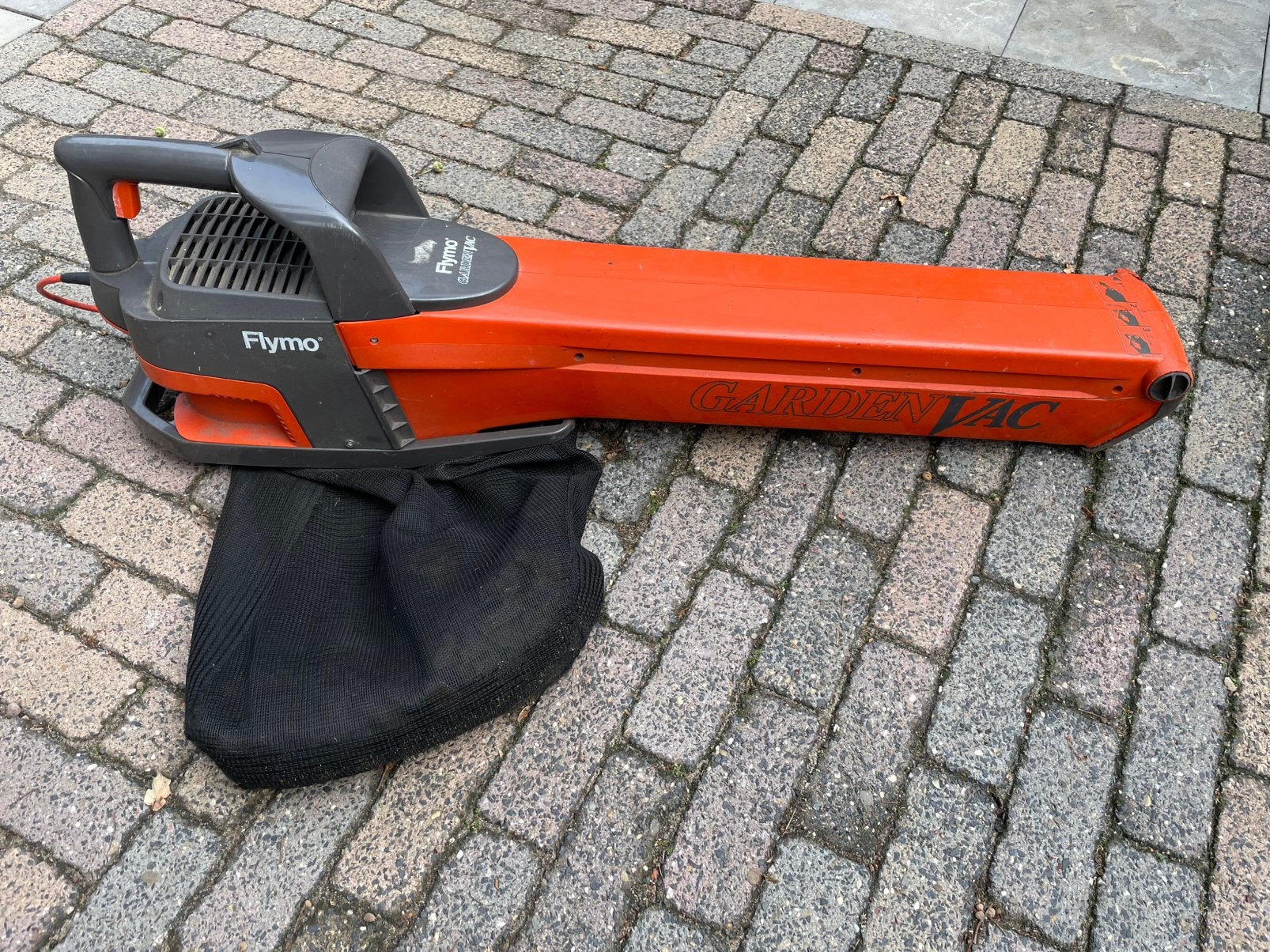 Gardena flymo bladzuiger en blazer, Ophalen, Gebruikt, Elektrisch, Met opvangzak