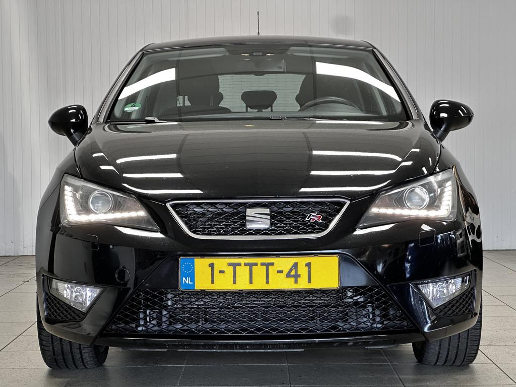 SEAT Ibiza 1.2 TSI FR/ 5-Drs/ 17'' LMV/ Bi-Xenon/ Clima/ Cru, Voorwielaandrijving, Euro 5, Zwart, 990 kg