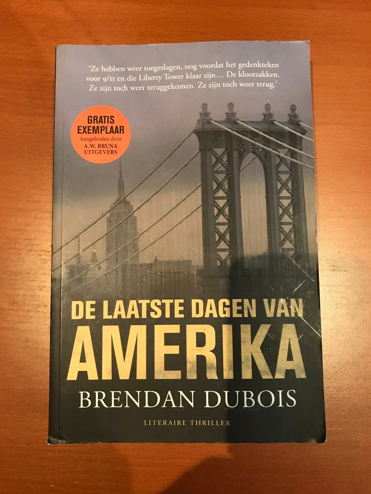 DE LAATSTE DAGEN VAN AMERIKA Brendan Dubois, Ophalen of Verzenden, Zo goed als nieuw