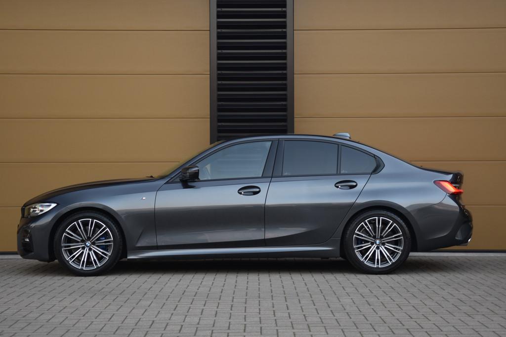 BMW 3-serie 330i High Executive * M-Sportpakket * Hifi * Liv, Auto's, Automaat, 1998 cc, Achterwielaandrijving, Gebruikt