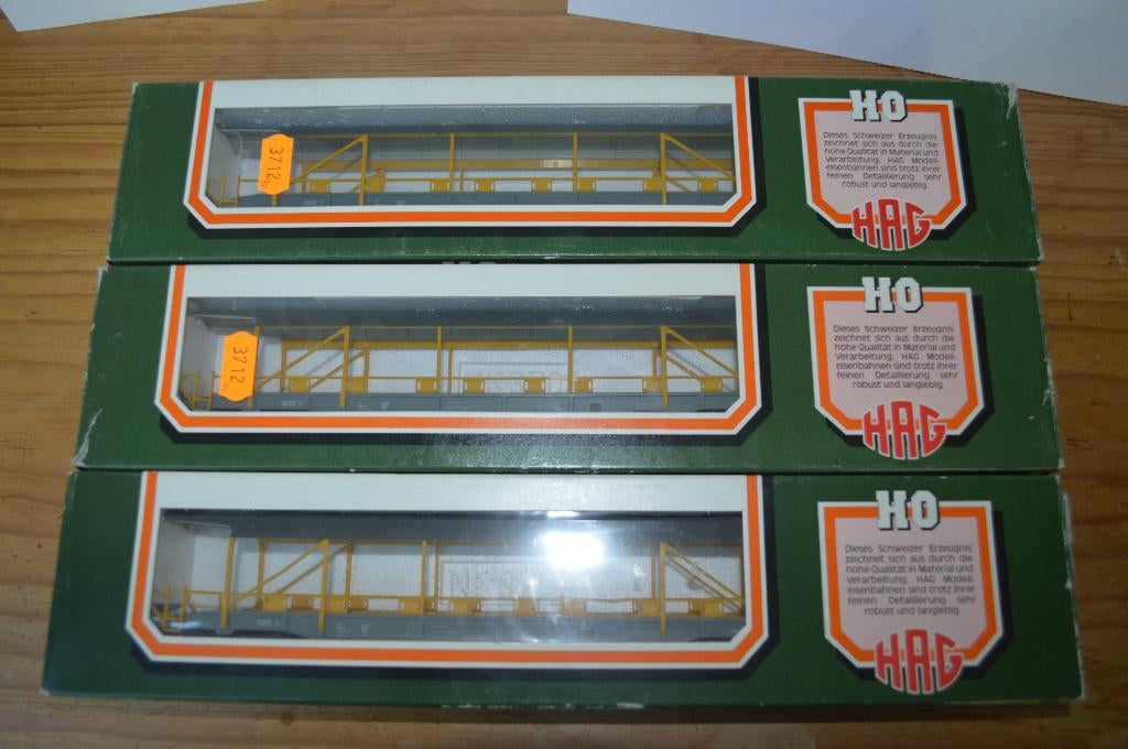 HAG 370 : 3stuks in okt  voor Märklin /AC banen, Wisselstroom, Wagon, Ophalen of Verzenden, Zo goed als nieuw