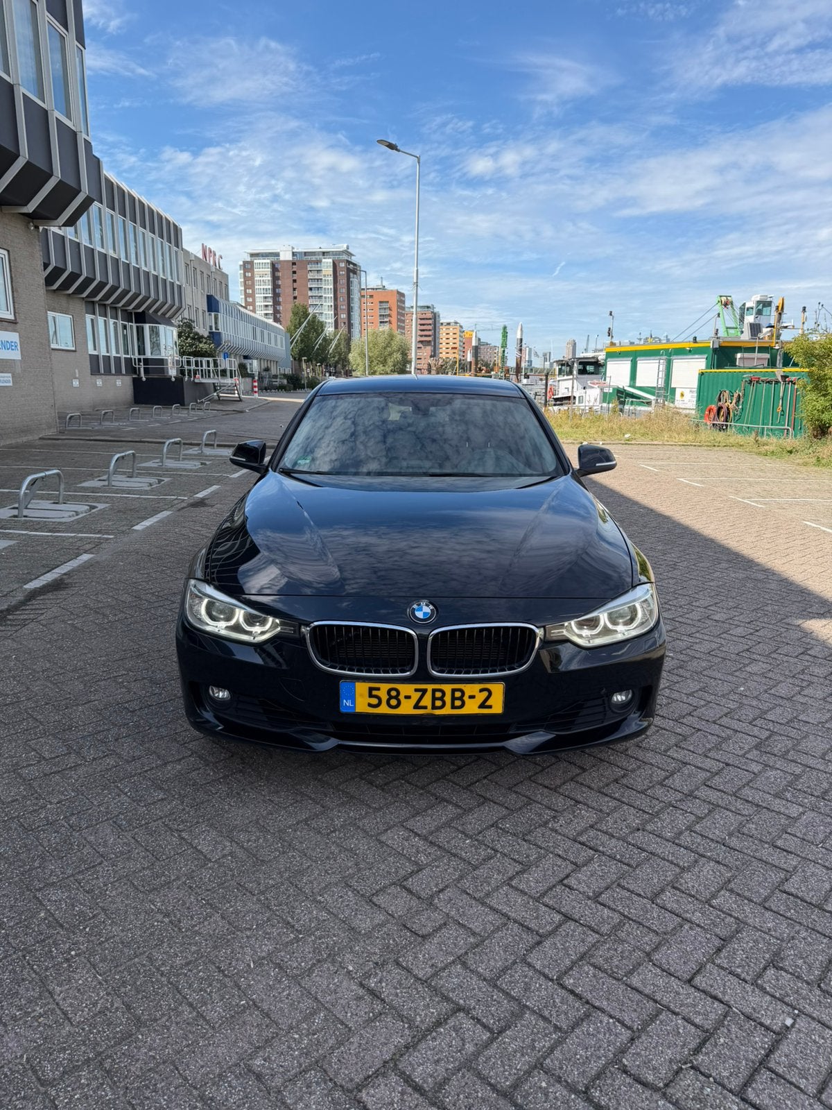 BMW 3-Serie 2.0IX 320 135KW Aut8 (f30) 2012 Zwart, Achterwielaandrijving, 4 cilinders, Zwart, Origineel Nederlands