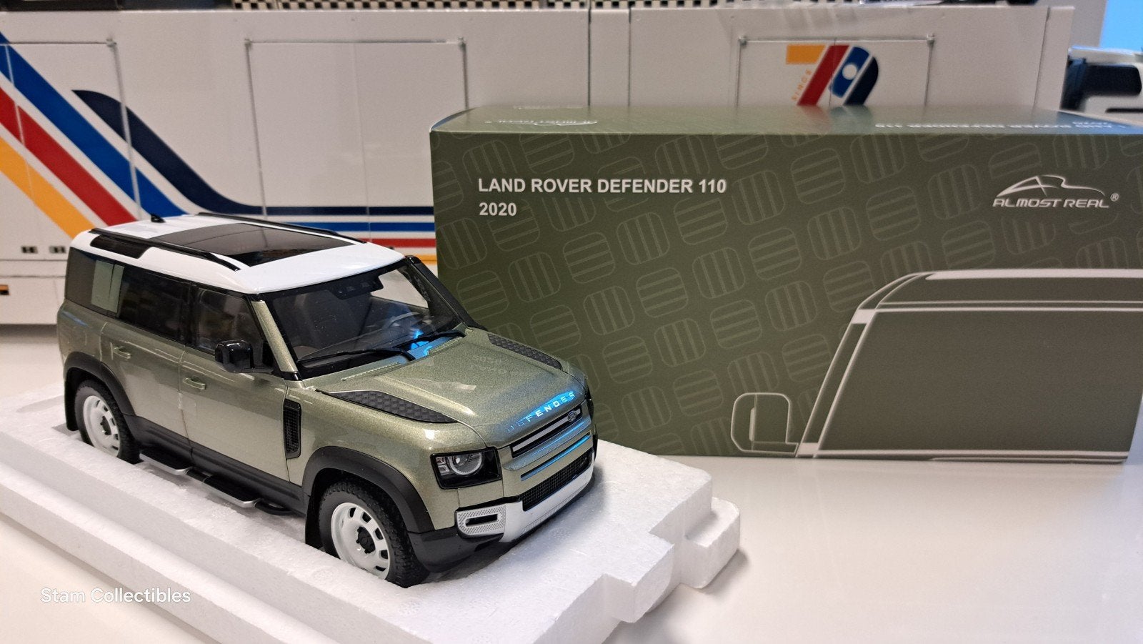 Almost Real Land Rover Defender 110 Pangea Green - 2010, Overige merken, Auto, Ophalen of Verzenden, Zo goed als nieuw