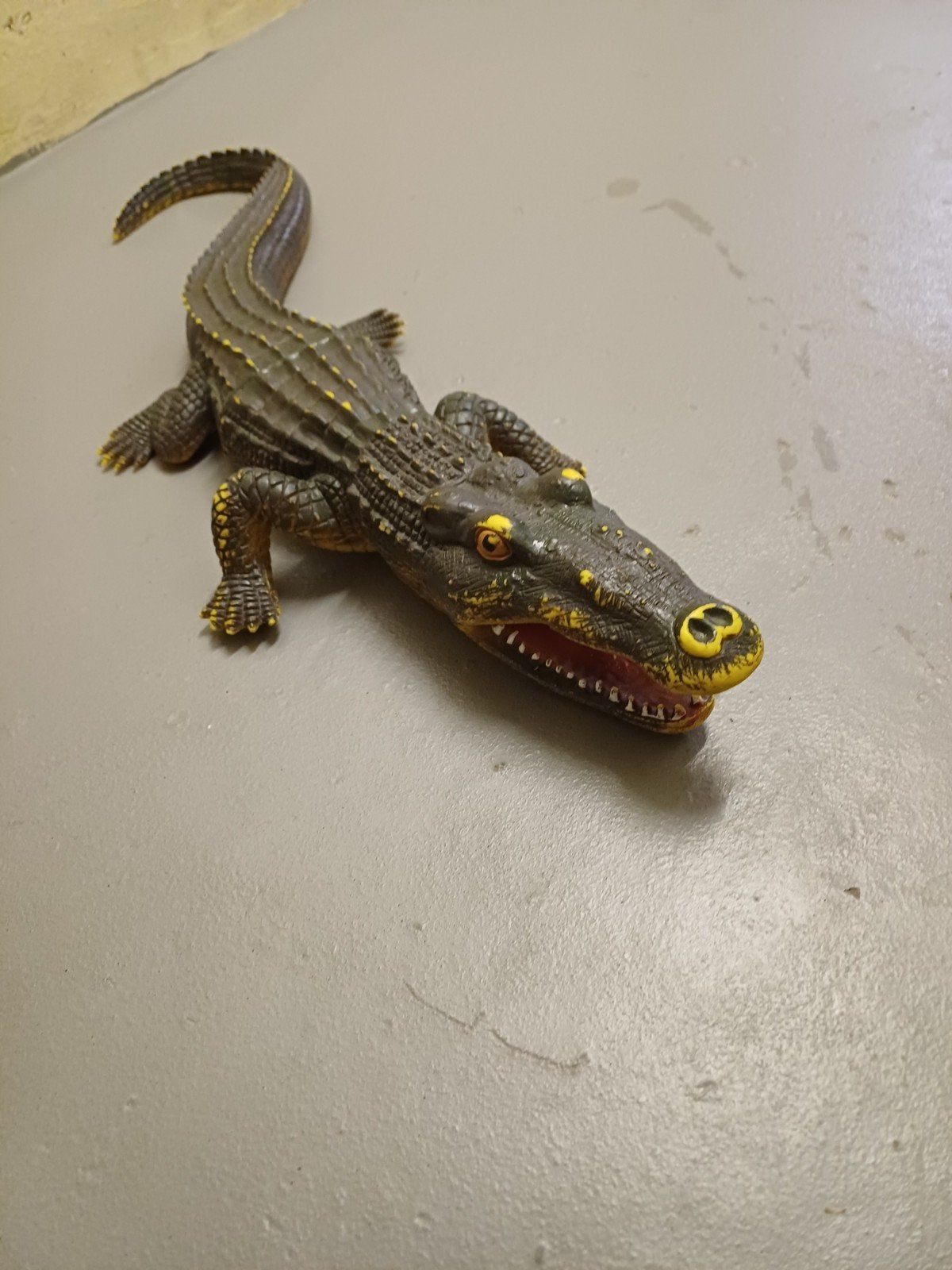 Grote Krokodil Speelgoedfiguur - 64 cm, Ophalen of Verzenden, Zo goed als nieuw, Jongen of Meisje