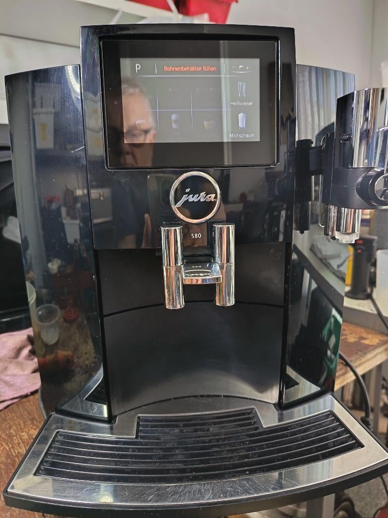 Jura E60, E8/E80, S80, Witgoed en Apparatuur, Koffiezetapparaten, 10 kopjes of meer, Koffiemachine, Ophalen of Verzenden, Zo goed als nieuw