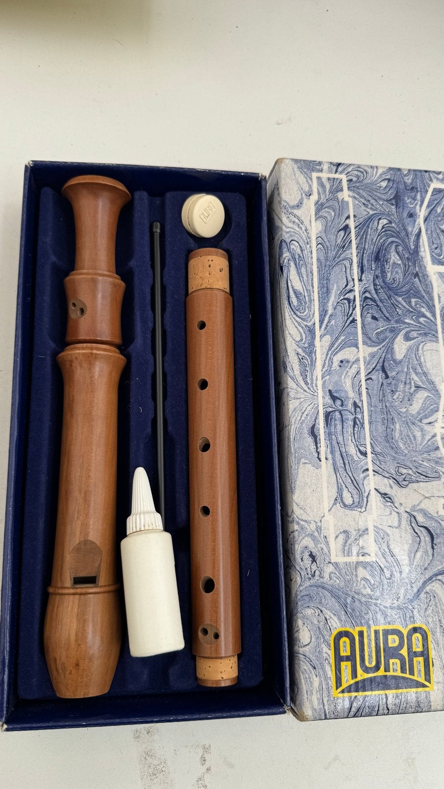 Aura blokfluit in doos met accessoires, Verzenden, Zo goed als nieuw, Sopraan of Sopranino, Met koffer, hoes of etui