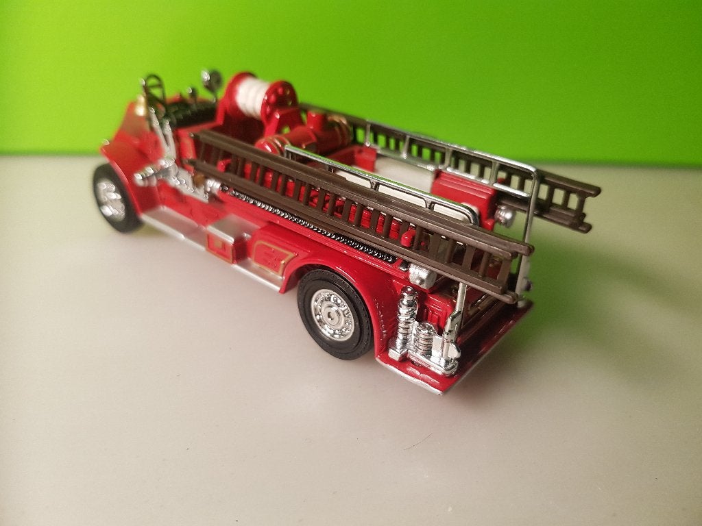 Matchbox YFE01 - 1920 Mack AC Fire Truck [rood] 1/43 MIB, Ophalen of Verzenden, Nieuw, Bus of Vrachtwagen, Matchbox