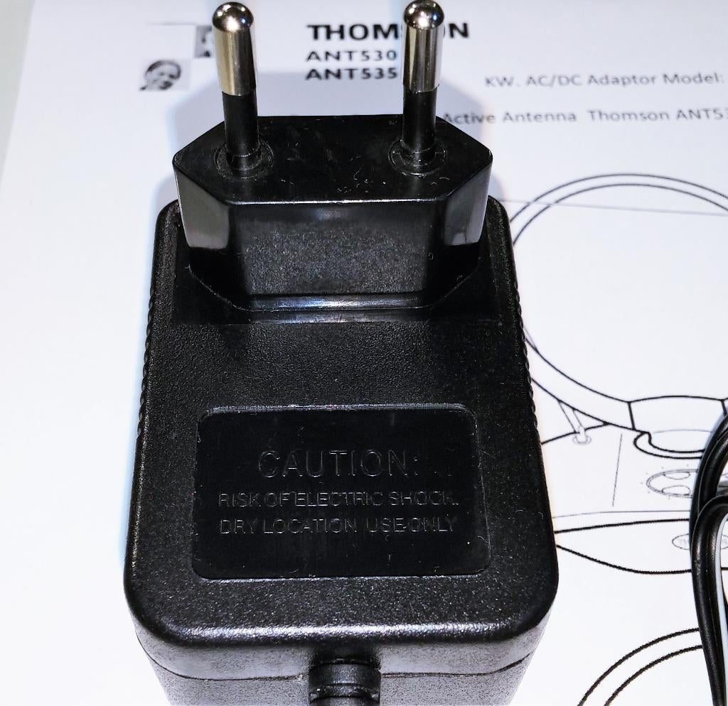 Thomson 355D120020 12V 0.2A AC Adapter Antenne ANT530 ANT53, Audio, Tv en Foto, Opladers, Ophalen of Verzenden, Zo goed als nieuw