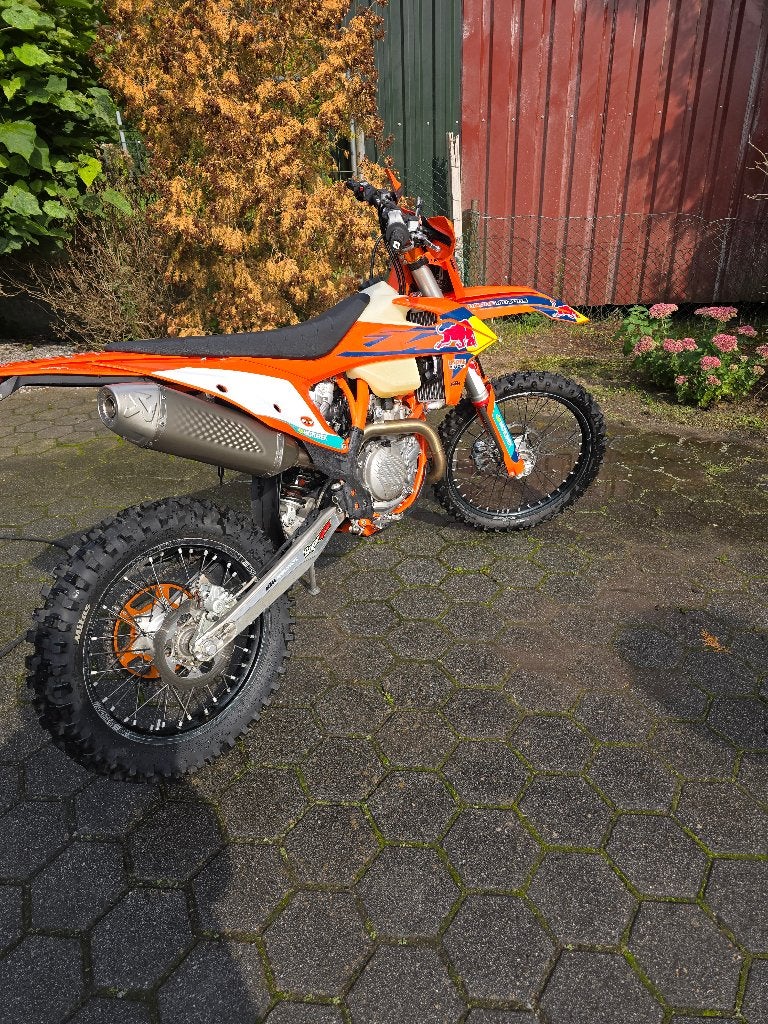 Foto 2 van KTM EXC 450 Six Days 2021 - Enduro motorfiets