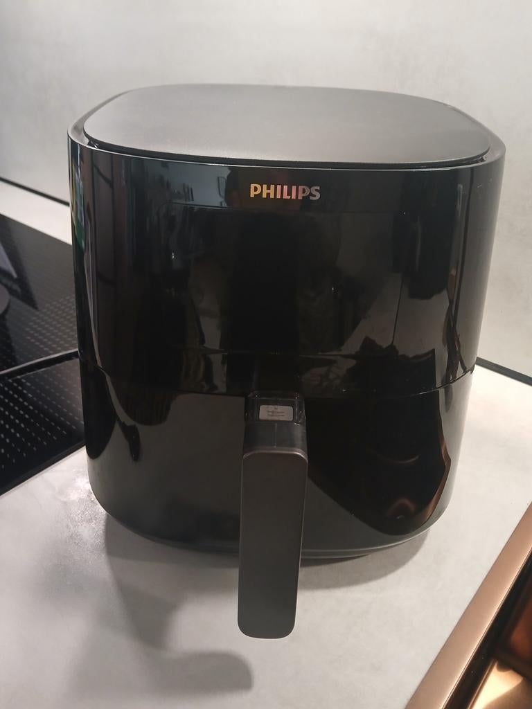 Philips Airfryer - gebruikt z.g.a.n.met accessoires nieuw, Ophalen, Zo goed als nieuw, Airfryer, 1000 t/m 1499 gram