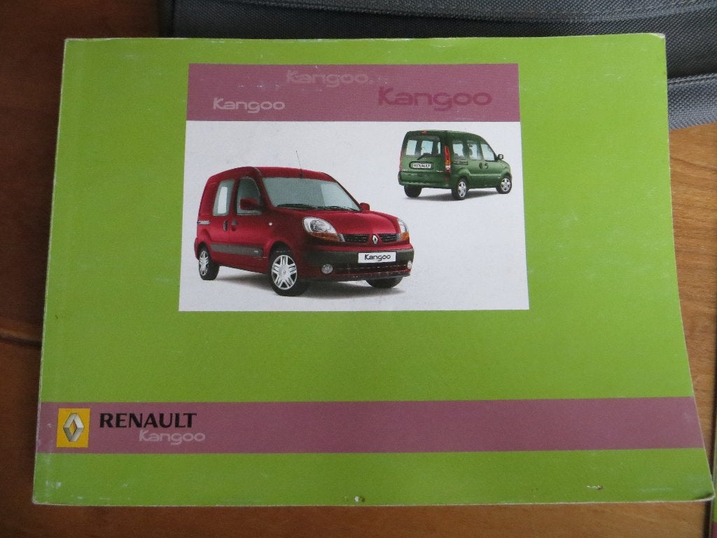 Instructieboek Renault Kangoo 2006 + radiohandleiding, Ophalen of Verzenden