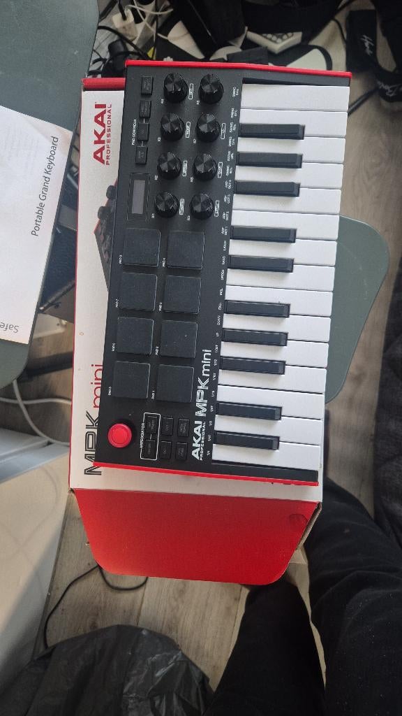 Akai mpk mini, Ophalen of Verzenden, Zo goed als nieuw